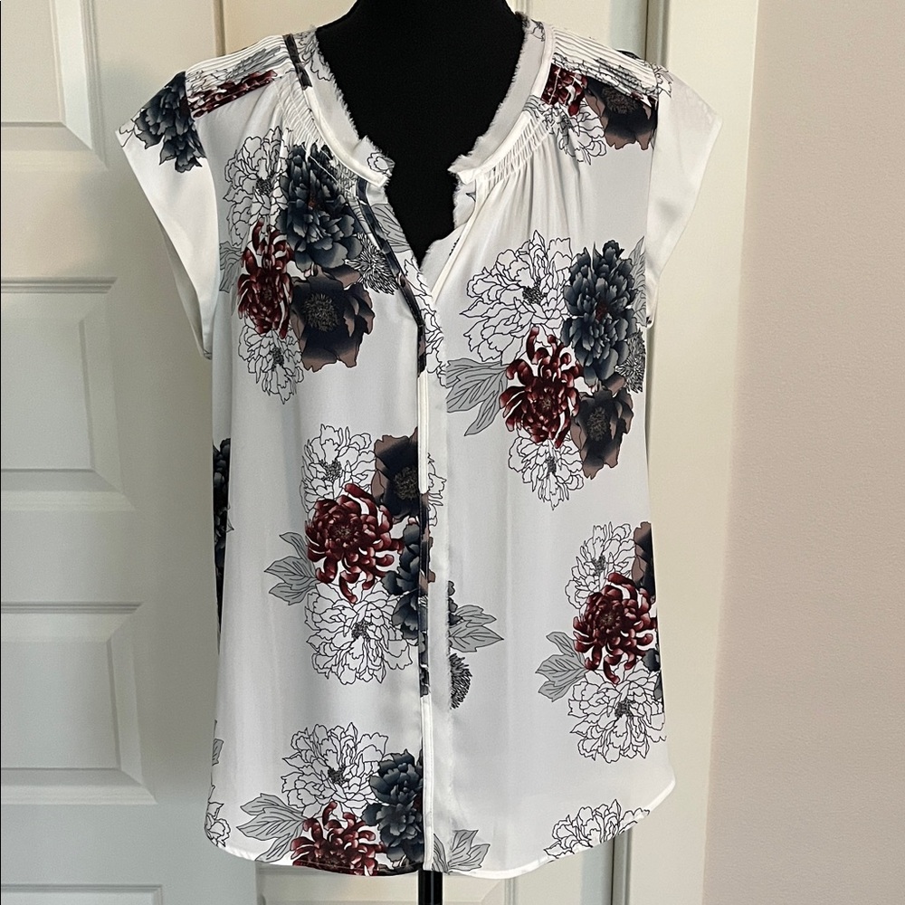 Daniel Rainn White and Black Floral Blouse